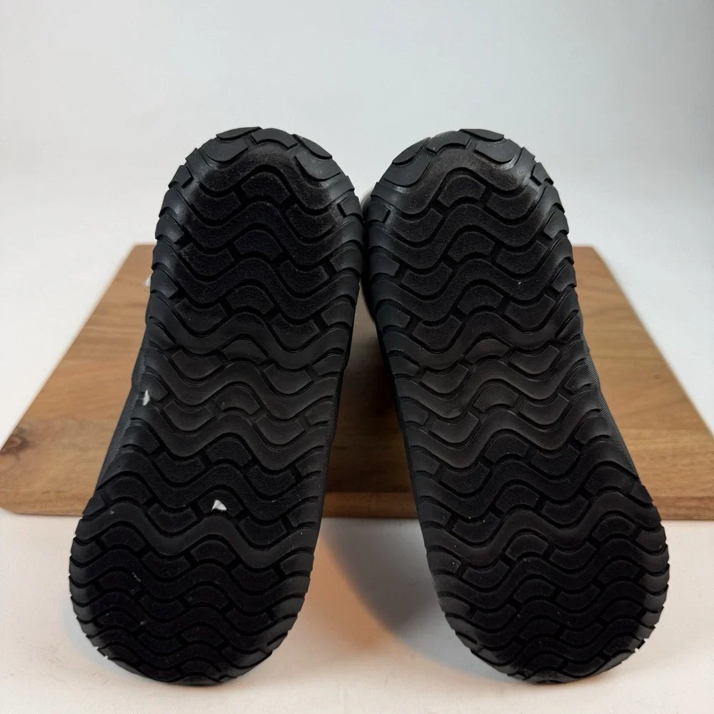 New NIB Big Kids Childrens Bogs Rainboot Plush Black Waterproof Boots‎ Size 5 Y